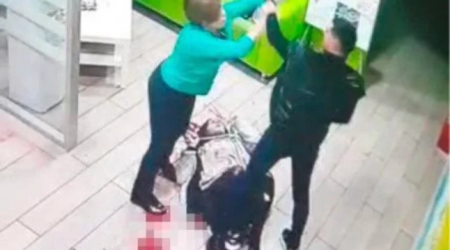 Отбила свекровь. В Красноярске мужчина дважды пытался убить бывшую жену